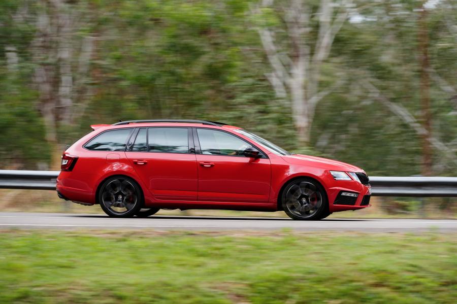  Skoda Octavia RS 245 Combi (5E) 2017 года  (AU) (фото 3 из 40)